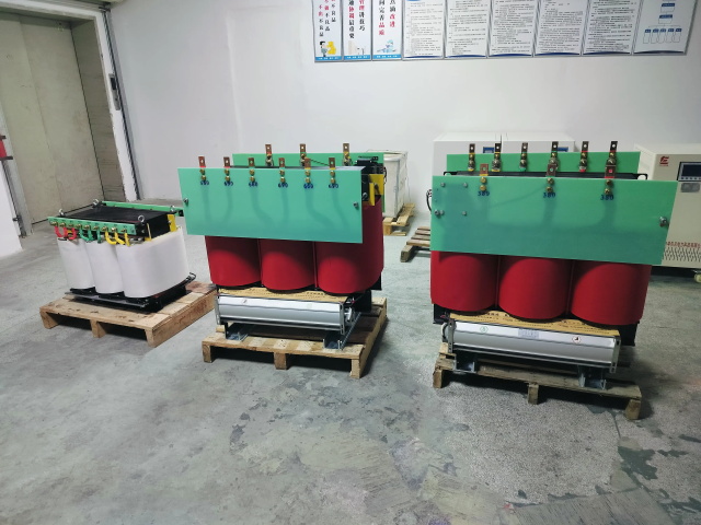 泸县KS11-1000KVA矿用变压器